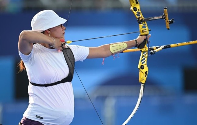 Ramazanova 6 months pregnant, archer enters Olympics